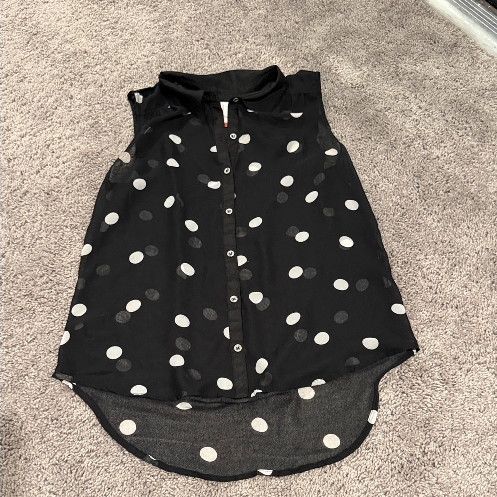 No Boundaries Black Sleeveless Polka Dot Button-Up Blouse